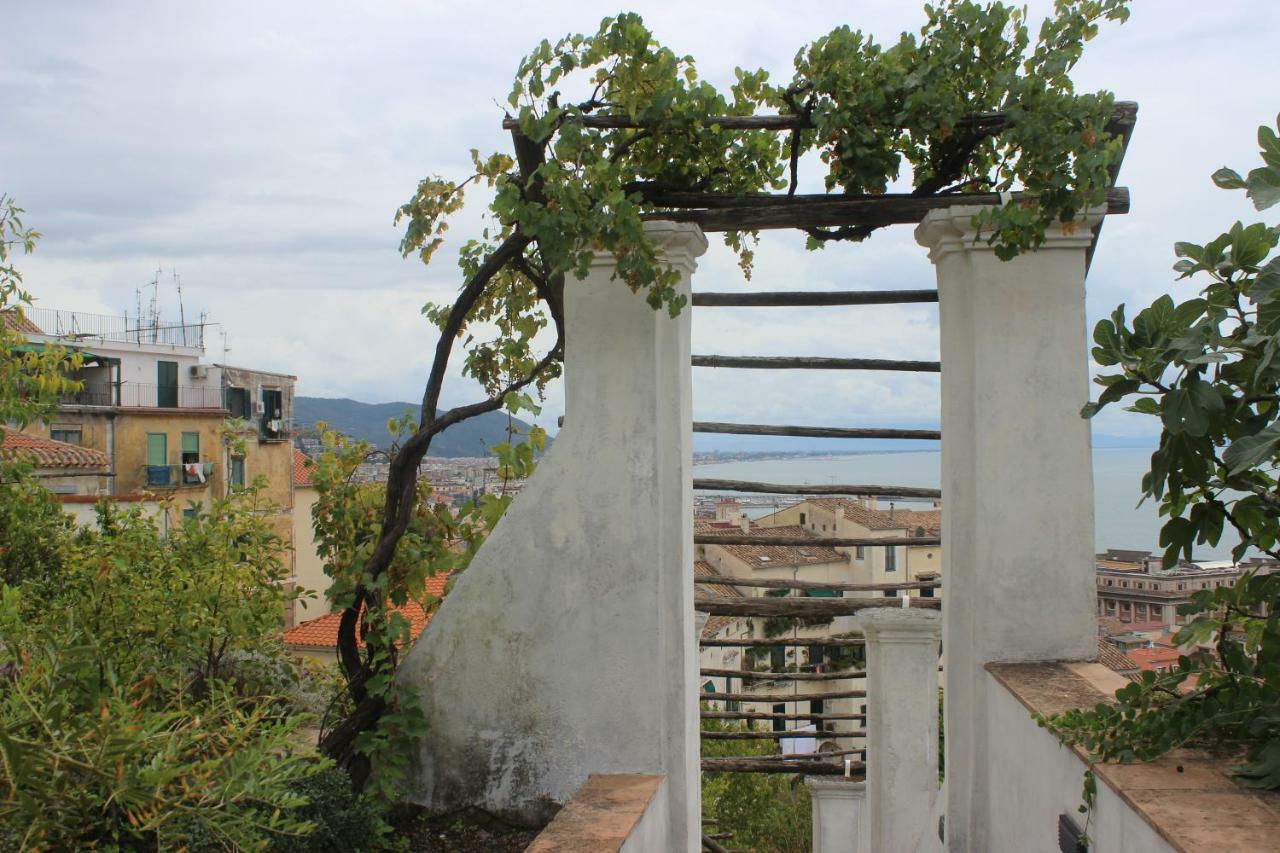 Anchor And Rose Apartment Salerno Exterior photo